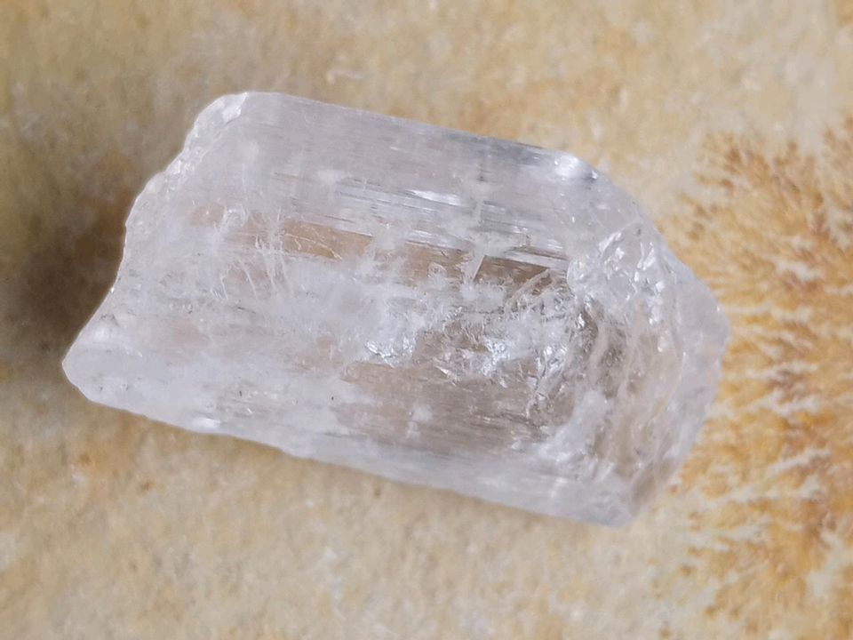 Danburit Kristall Rohstein Edelstein Heilstein Mineralien in Aulendorf