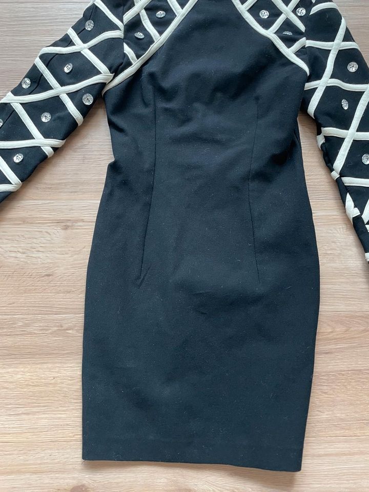 Kleid Gr. 34, schwarz in Erfurt