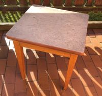 Hocker, Tisch, Schemel, alt, Massivholz,Vintage, Retro Bayern - Laaber Vorschau