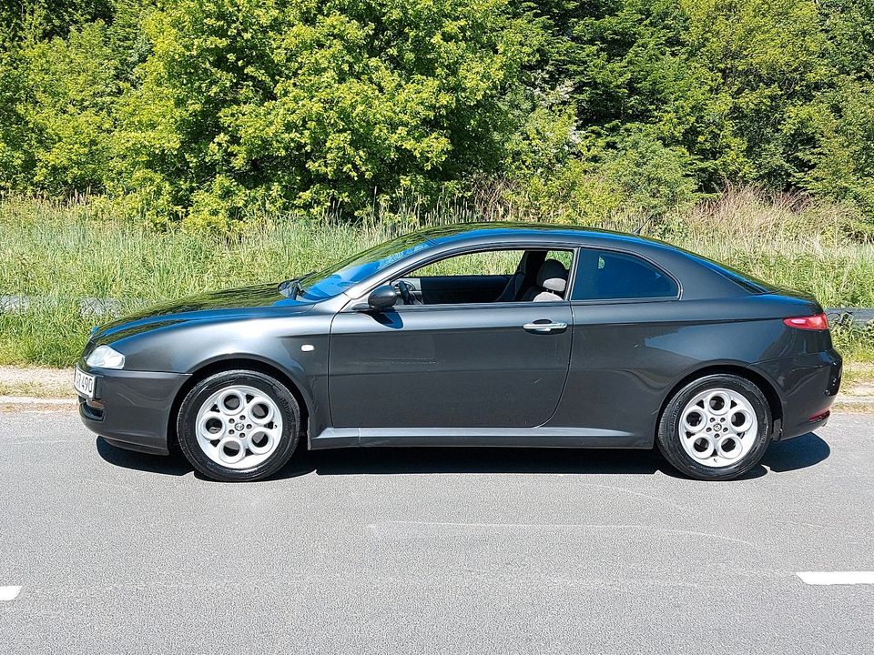 ALFA GT 1.8 TÜV 3.26 141tsnd in Hamburg