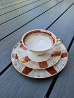 Teetasse Untertasse Teller Set rot weiß Gold gemustert Bayern - Schweinfurt Vorschau