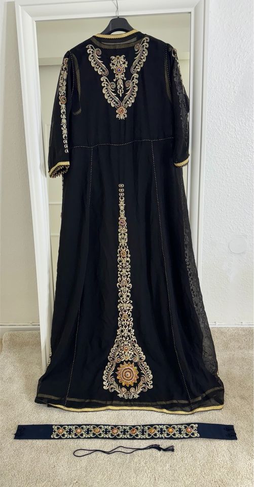 Takschita Kaftan Caftan Gewand Gr.38-42 M/L/XL in Losheim am See