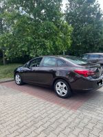 Opel Astra j 2012 Notchback (Sondermodel) Nordrhein-Westfalen - Moers Vorschau