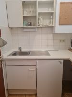 Küchenschrank, kleiner Kühlschrank, Spüle, und Arbeitsplatte Obergiesing-Fasangarten - Obergiesing Vorschau
