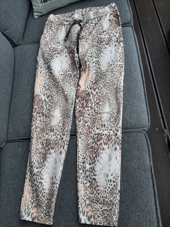 Leggins, Sommer-Hose Animalprint in Norderstedt