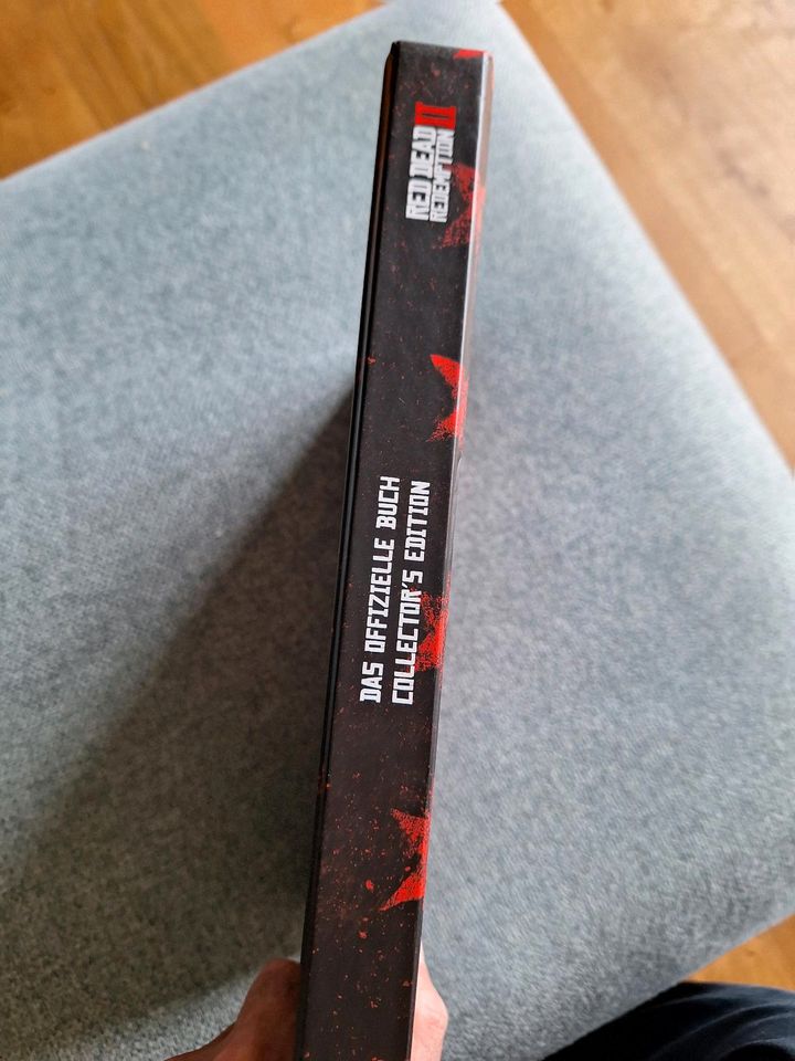Red Dead Redemption 2 CE Buch Hardcover in Euskirchen