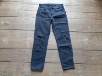 Dunkel Graue/Schwarze Mid-Rise Ripped Boyfriend Jeans von H&M Pankow - Prenzlauer Berg Vorschau