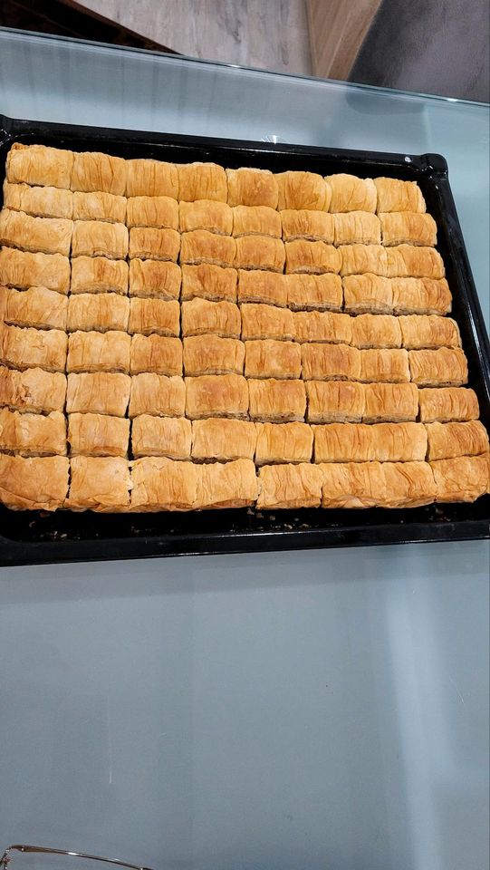 Hausgemachte Baklava in Gießen