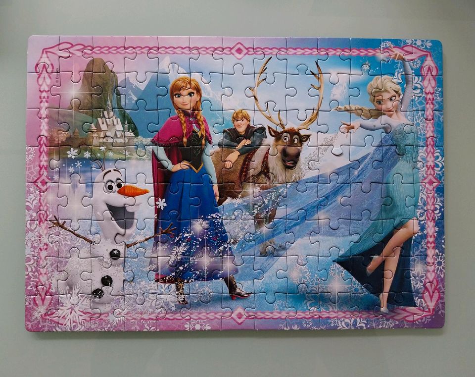 Puzzle Eiskönigin 104 Teile 6+ Disney Frozen Anna Elsa Clementoni in Hattersheim am Main