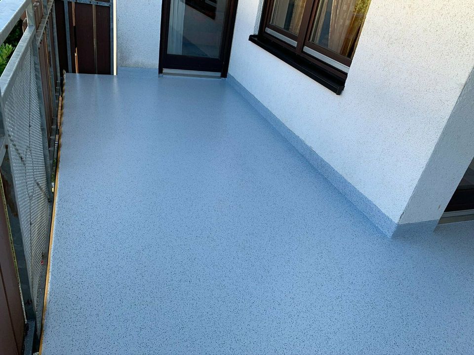 Fugenloser Boden Mikrozement Terrazzo Balkone Industrieboden Garage Steinteppich Beton Cire Designboden Kalkboden Renovierungen Badsanierung Treppe in Obrigheim