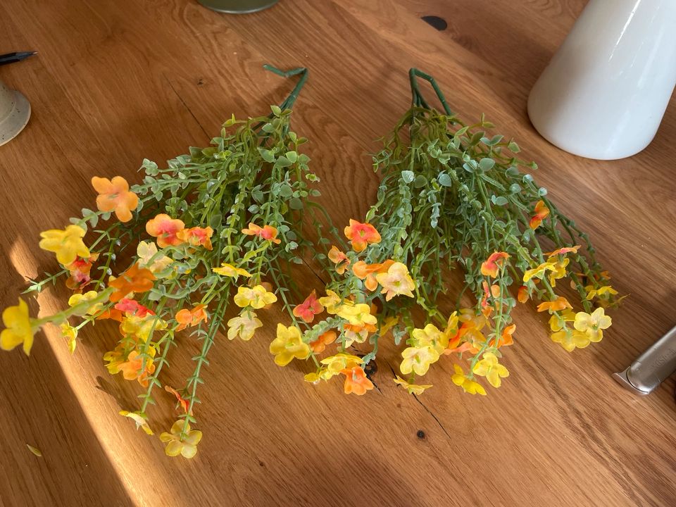 2 Kunstblumen Sträuße Deko in Greifswald