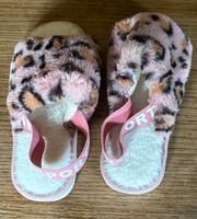 Schuhe aus Plüsch Bayern - Diespeck Vorschau