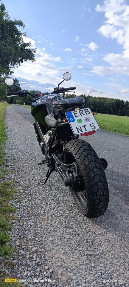 Honda NTV  650 Scrambler Umbau Cafe Racer in Oberzent