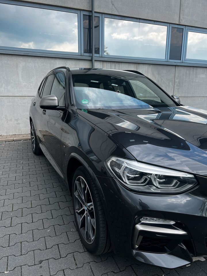 BMW X3 M40D mit premium selection und eine gepflegtem zustand in Essen