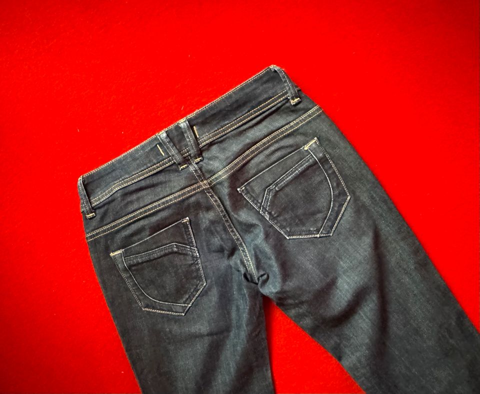 Jeans anthrazit grau Größe 36 gerade Form in Rottweil