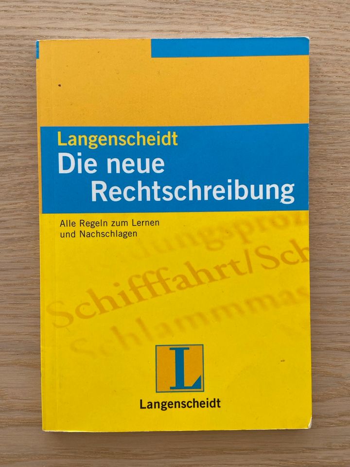 Duden Kommasetzung und Langenscheidt Die neue Rechtschreibung in München