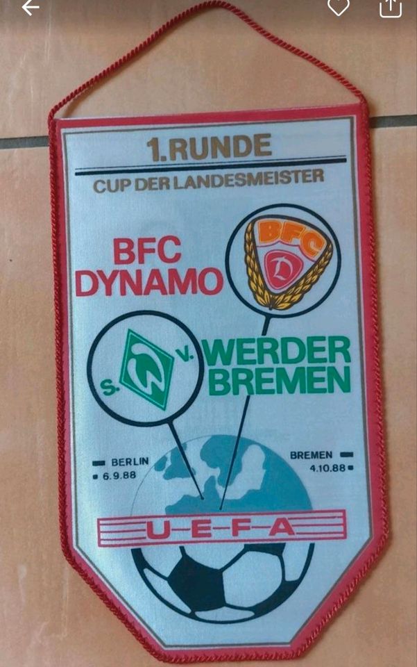 BFC Dynamo - Werder Bremen * Alter Wimpel von 1988 * in Petershagen