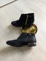 Stiefeletten Schuh Stiefel mit goldenem Absatz neuwertig Gr.38 Nordrhein-Westfalen - Jüchen Vorschau