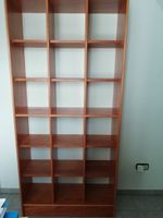 Bücherregal Regal Warenregal Fächer 30x30x30 cm weiße Rückwand Nordrhein-Westfalen - Holzwickede Vorschau