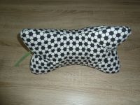 Handmade, Leseknochen, Nackenkissen, Fussballmuster Nordrhein-Westfalen - Wegberg Vorschau