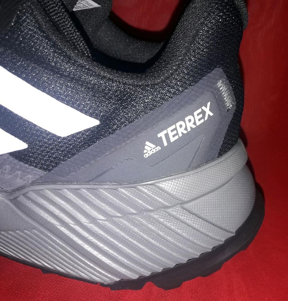 Adidas Sport Schuhe. Größe 6 1/2. in Heubach