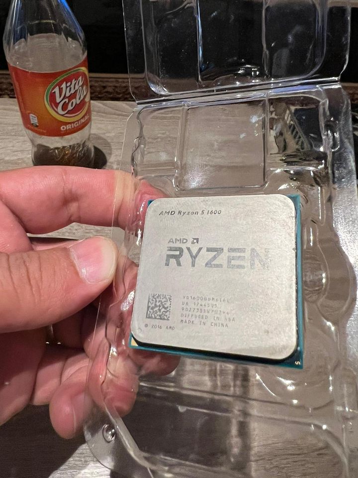 Ryzen 5 1600 mit CPU lüfter in Leipzig