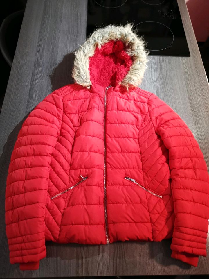 Damen Winterjacke Tally Weijl Rot Größe 42 in Hessen - Griesheim | eBay  Kleinanzeigen ist jetzt Kleinanzeigen