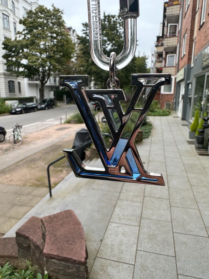 LOUIS VUITTON seltener BLUE PRISM ANHÄNGER LV MONOGRAM Virgil in Hamburg