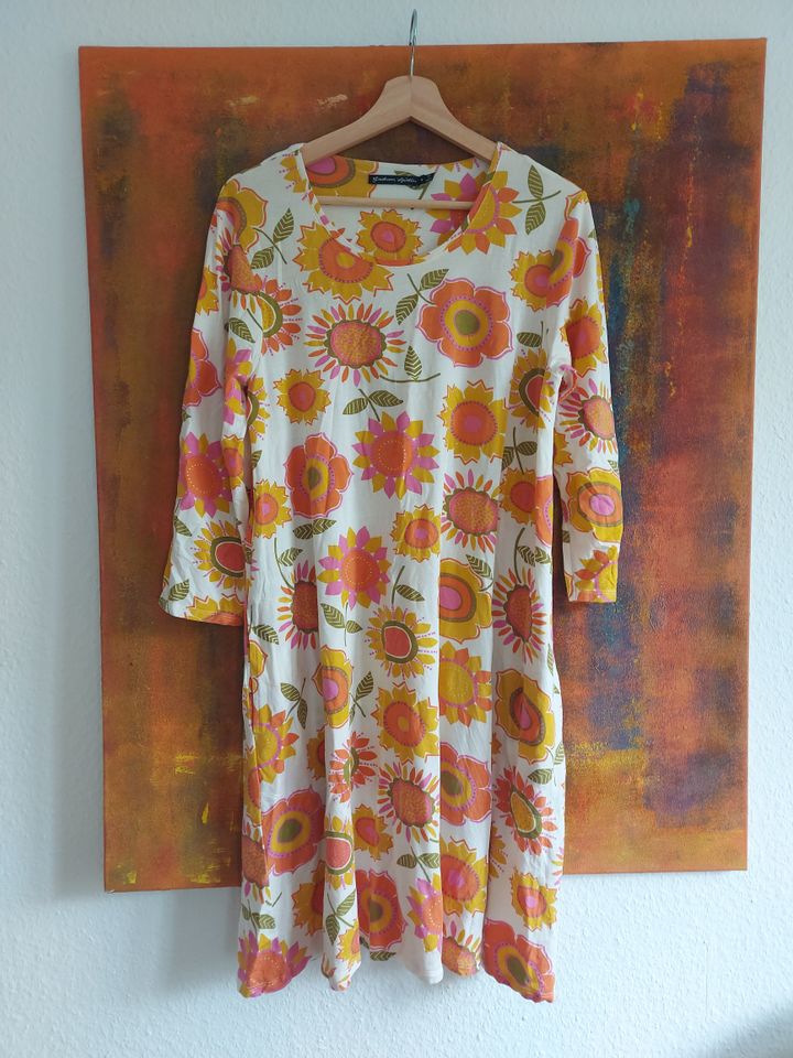 ...das "Sonnenblumen-Kleid" von Gudrun Sjöden in Größe M in Potsdam