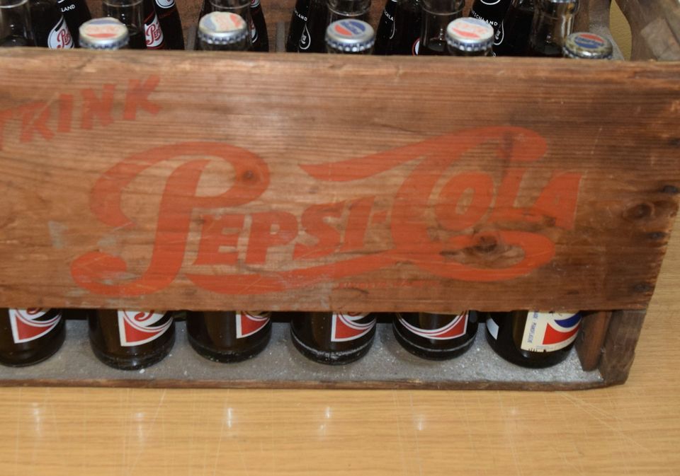Original Pepsi-Cola 24 x mit Holz Box 1950-60 Extra Rare in Gelnhausen