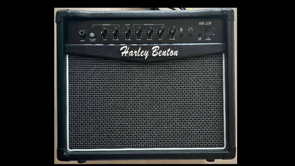 Harley Benton HB20R Gitarrenverstärker 15W in Külsheim