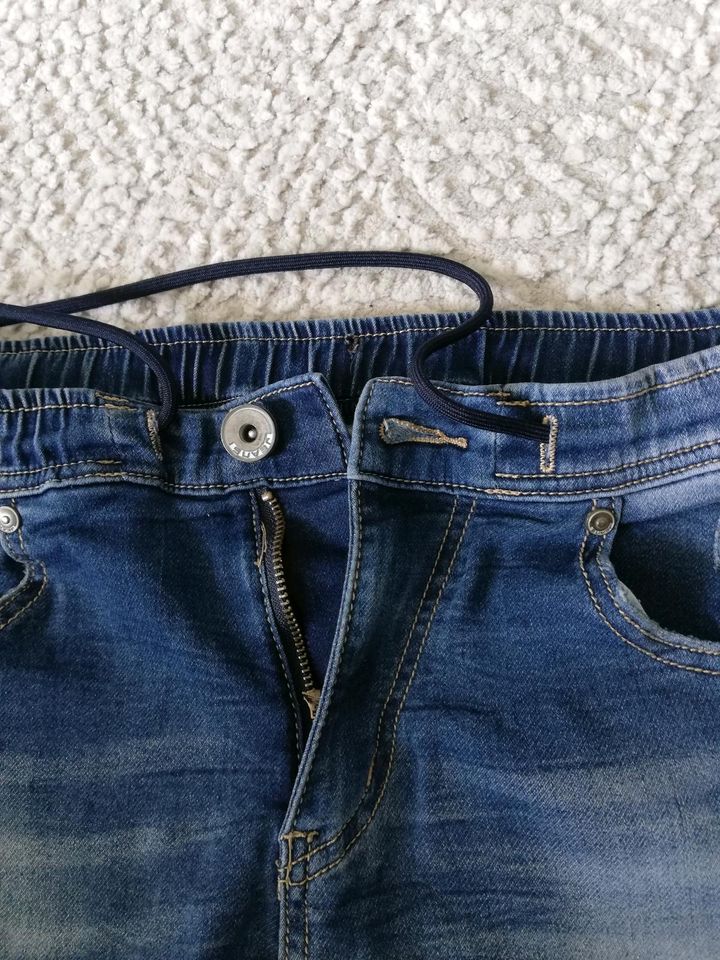LEOX Jeans Shorts blau Größe 30, 176 in Haigerloch
