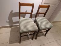 Zwei Stühle, deutliche Gebrauchsspuren Bayern - Fürstenzell Vorschau