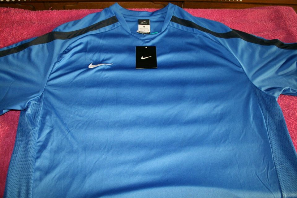 Original NIKE DRI - FIT T-Shirt Größe XL Neu mit Etiketten in Glan-Münchweiler