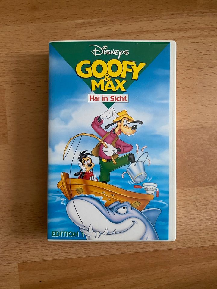 Disney VHS + Holo Goofy&Max Hai in Sicht zu verkaufen in Worms