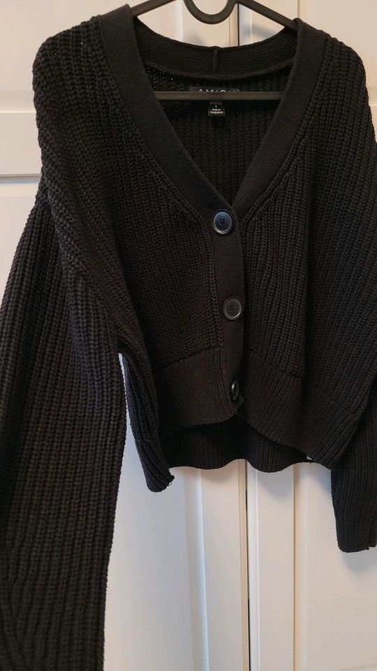 Amisu Damen Strickjacke Cardigan Schwarz Größe S Knitwear in Oberhausen