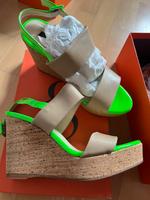 Gadea Sandalen Keilsandalen Wedges  neon Gr. 39 NEU Hessen - Hanau Vorschau
