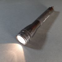 MAGLITE Mini Maglite, 2x AA (Taschenlampe, Stablampe) Thüringen - Erfurt Vorschau