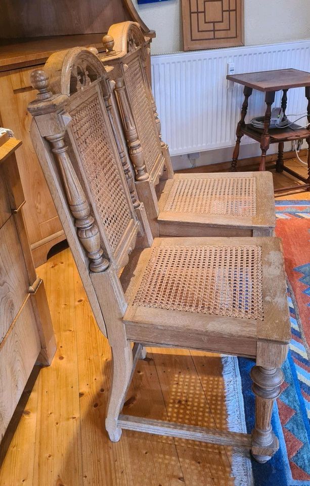 Stühle Antik in Brakel
