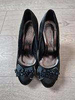 Pumps High Heels Größe 37 Aachen - Aachen-Haaren Vorschau