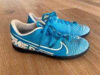 Hallenschuhe Fußball  Nike Gr. 33 blau Nordrhein-Westfalen - Much Vorschau