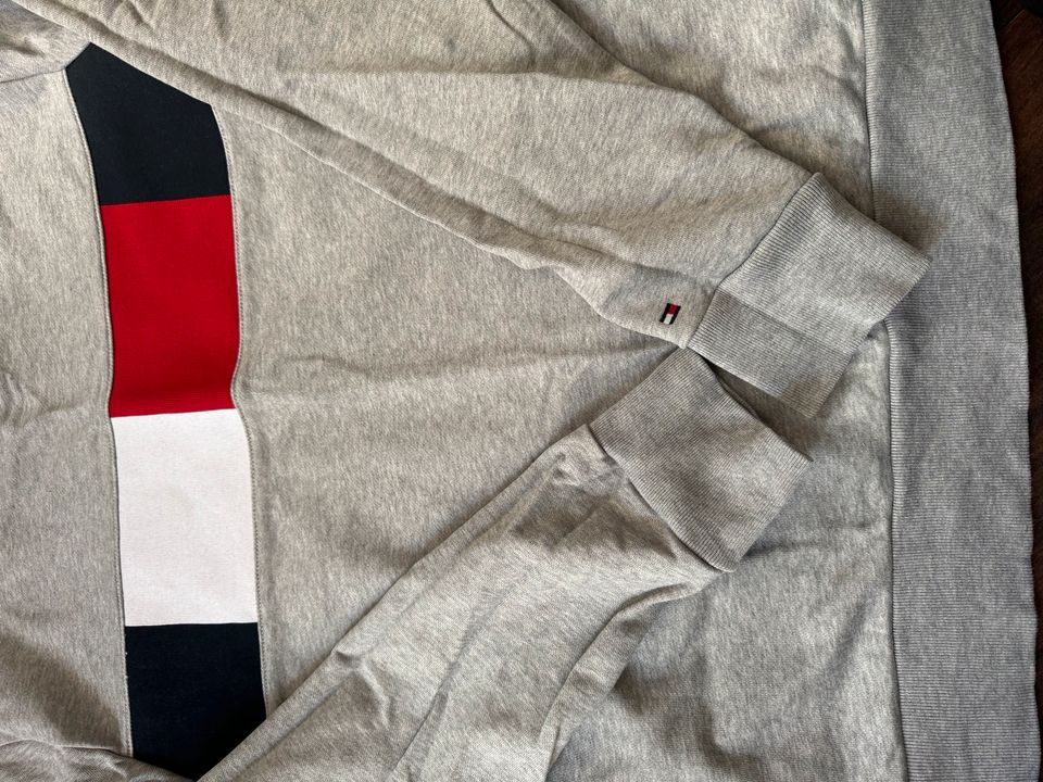 Tommy Hilfiger Pullover Herren XL in Essen