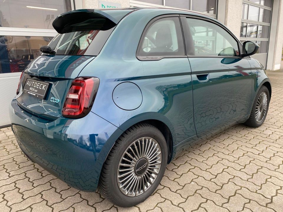 Fiat 500e Icon 87 KW*NAVI*SPURH.*DAB*KAMERA in Flensburg