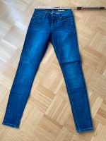 Topp schöne skinny Jeans von edc 26/32 blau midwaist Baden-Württemberg - Langenau Vorschau