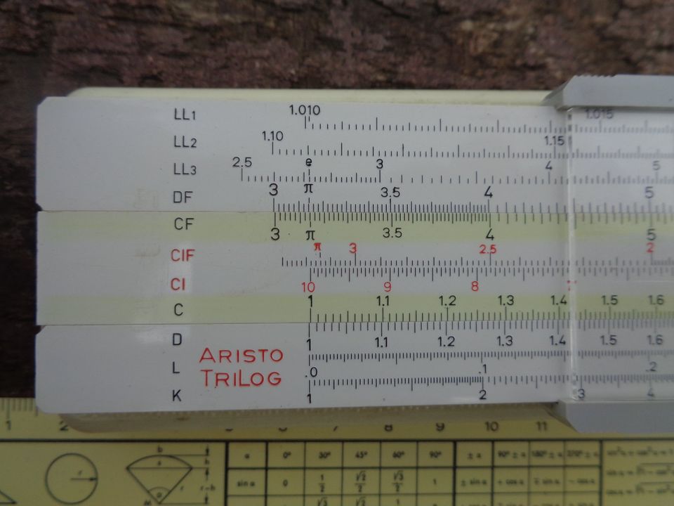 Rechenstäbe, Aristo Junior und Trilog, in Neuhof an der Zenn