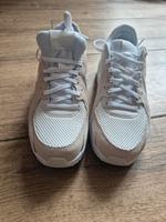 Nike Air Max Excee beige weiss Dresden - Cossebaude Vorschau