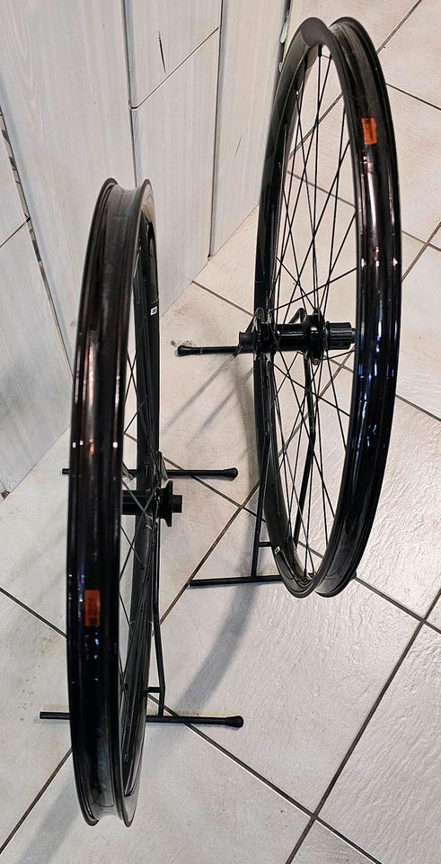 Neuer Giant AM 29" LRS Trail Laufradsatz aus ALU in Mülsen