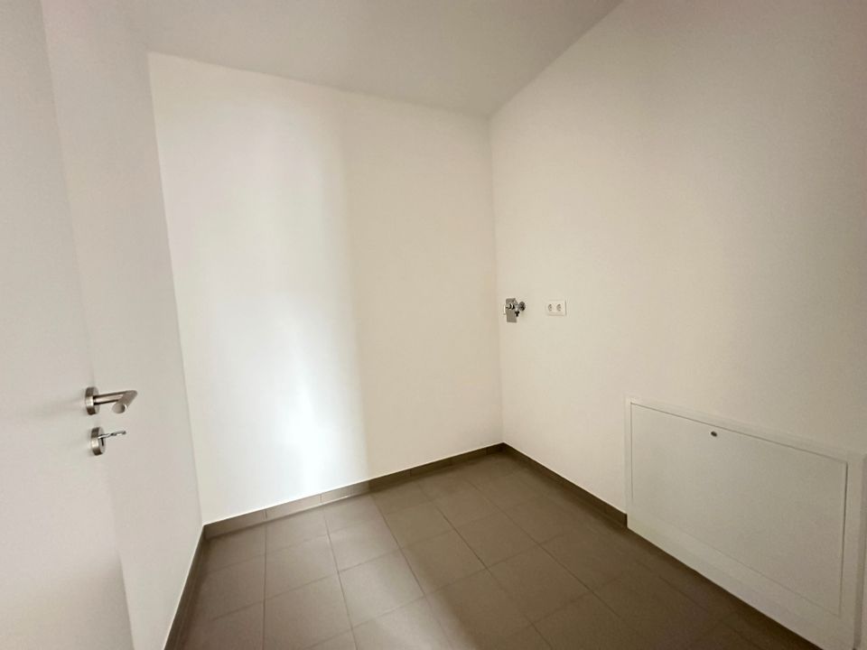 Ab Juli 2025: hochwertige 3-Zimmer-Wohnung mit Garage und Balkon in Krostitz! in Krostitz