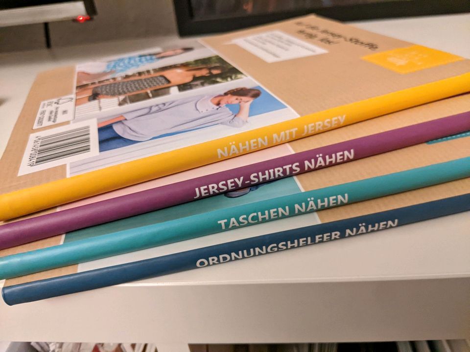 Näh dich glücklich - Jersey, Taschen, Ordnungshelfer - Bücher in Stuttgart