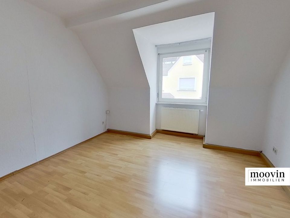 Schöne 3-Zimmer-Dachgeschosswohnung mit Balkon sucht Käufer in Nürnberg (Mittelfr)